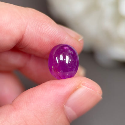 6,36ct Natural Purple Cacbochon Sapphire Viet Nam. No Treatment Sapphire Luc Yen.
