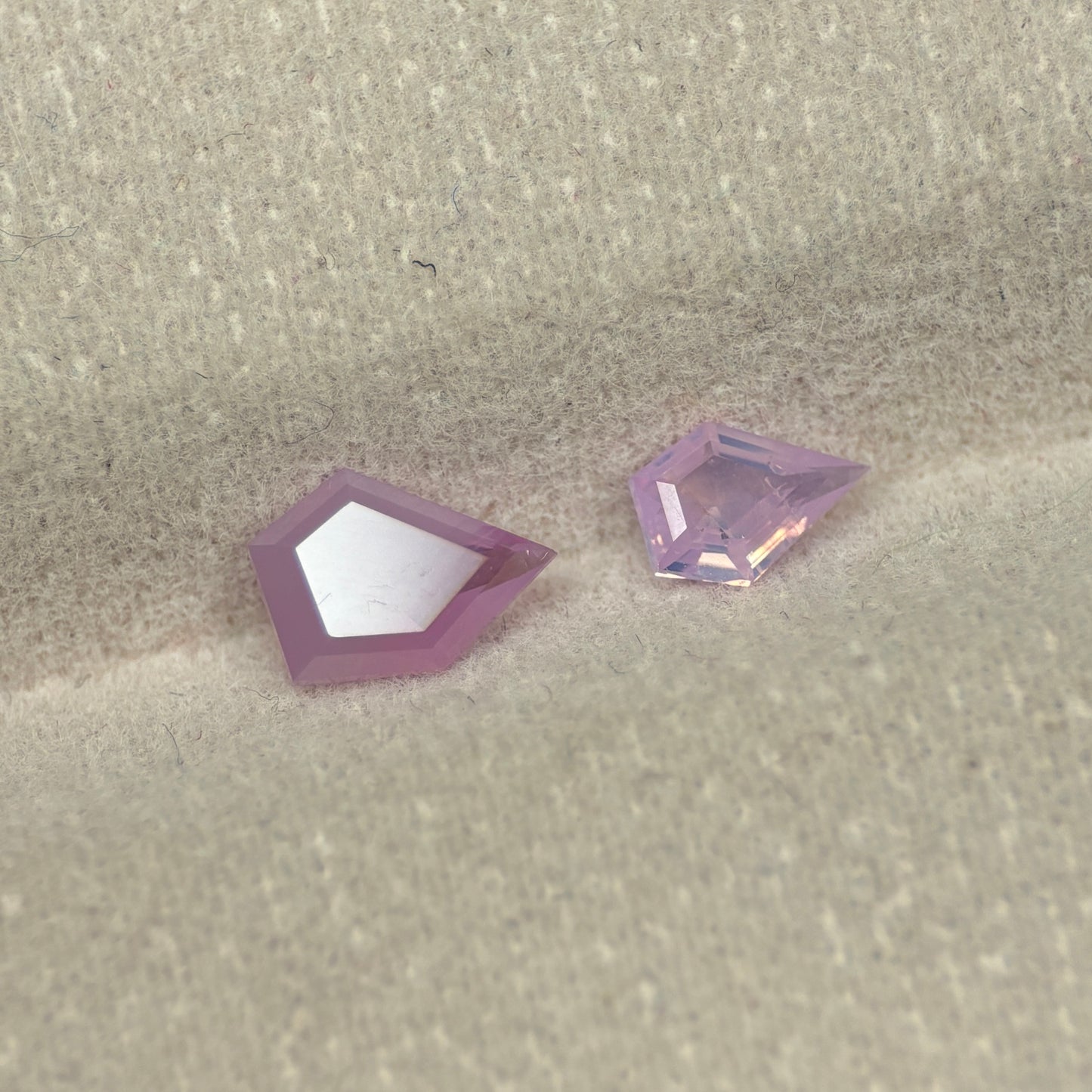 1,23ct/ 2Pcs Natural Pink Milky Sapphire Vietnam. Freeform. No Treatment Milky Sapphire Luc Yen.