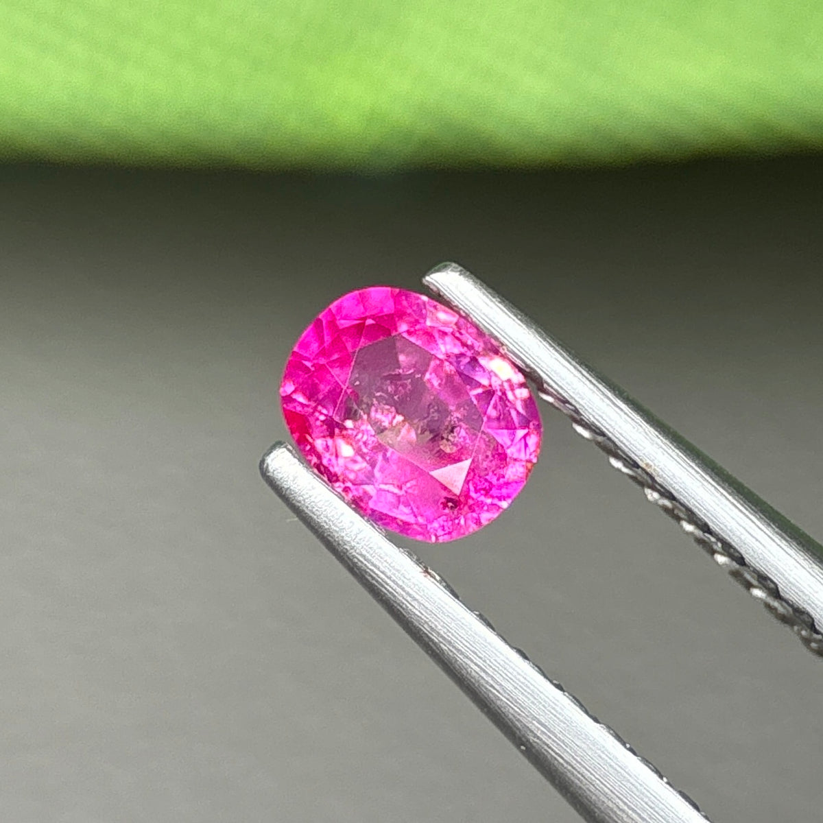 0,38ct Natural Pink Milky Sapphire Vietnam. Cushion Shape. No Treatment Milky Sapphire Luc Yen.