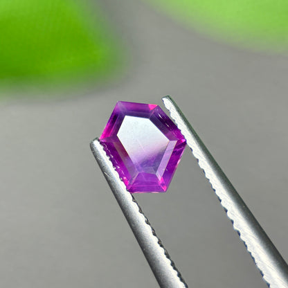 0,71 Natural Purplish Pink Milky Sapphire Vietnam. Freeform. No Treatment Milky Sapphire Luc Yen.