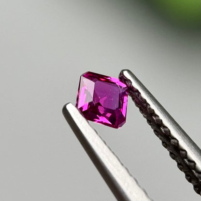 0.20ct Natural Purplish Pink Milky Sapphire Vietnam.