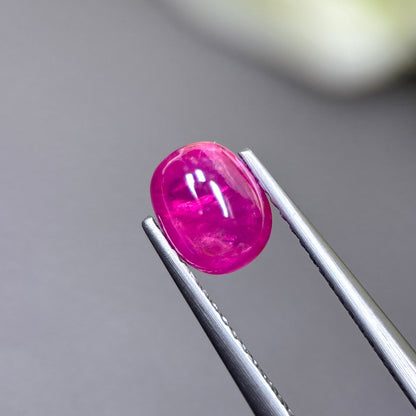 1.43ct Natural Ruby Cacbochon Viet Nam. No treatment Ruby Luc Yen.