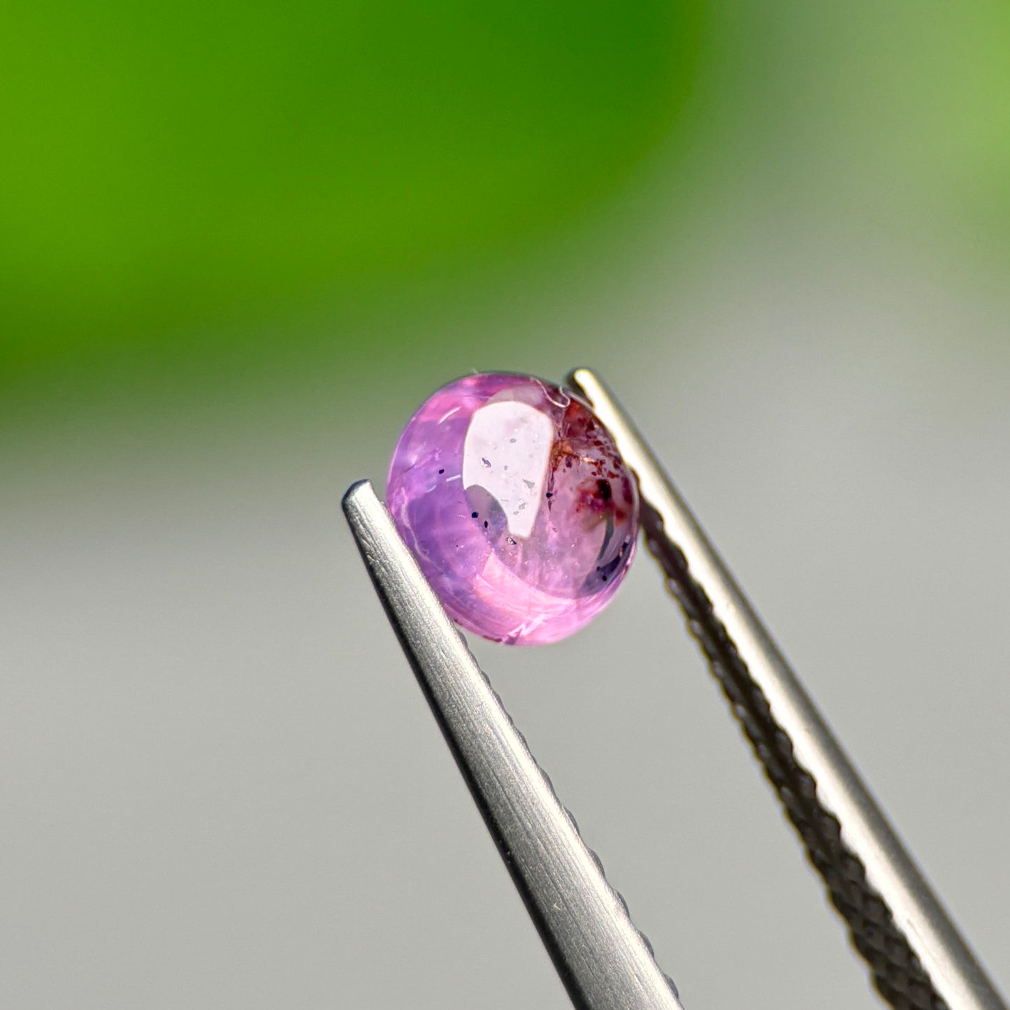 0.68ct Natural Pinkish Purple Cacbochon Sapphire Viet Nam. No treatment Sapphire Luc Yen.