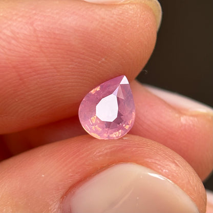 1.05 ct Natural Pink Spinel Vietnam. Pear Shape. No Treatment.