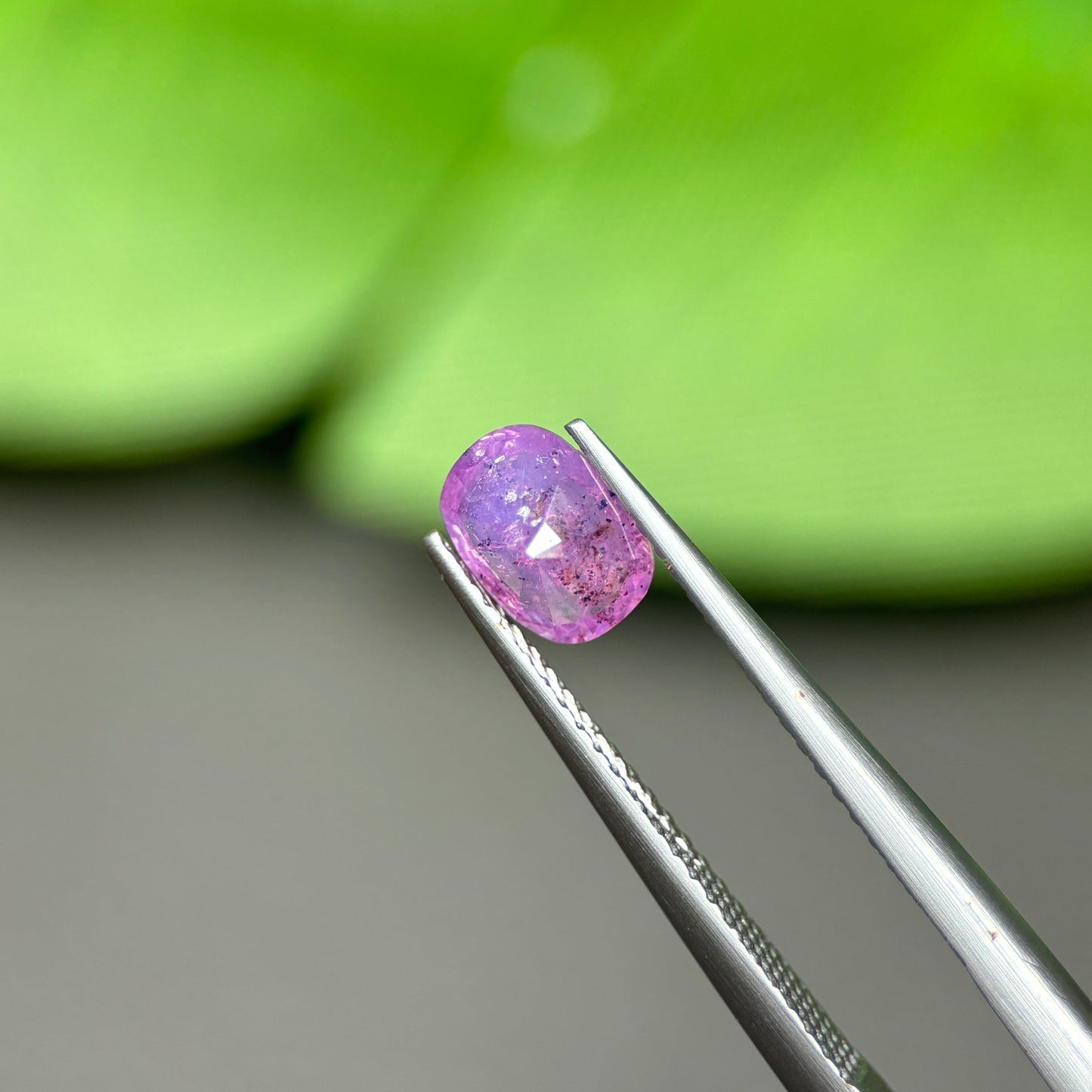 1,05ct Natural Pink Milky Sapphire Vietnam. Cushion Shape. No Treatment Milky Sapphire Luc Yen.