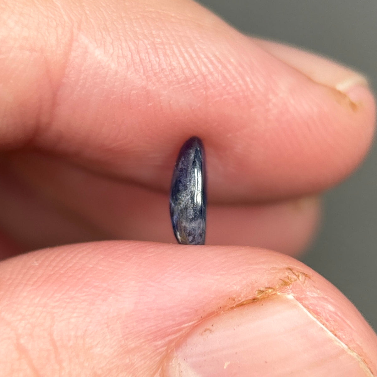 1,15ct Natural Blue Milky Cacbochon Sapphire Viet Nam. No Treatment Sapphire Luc Yen.