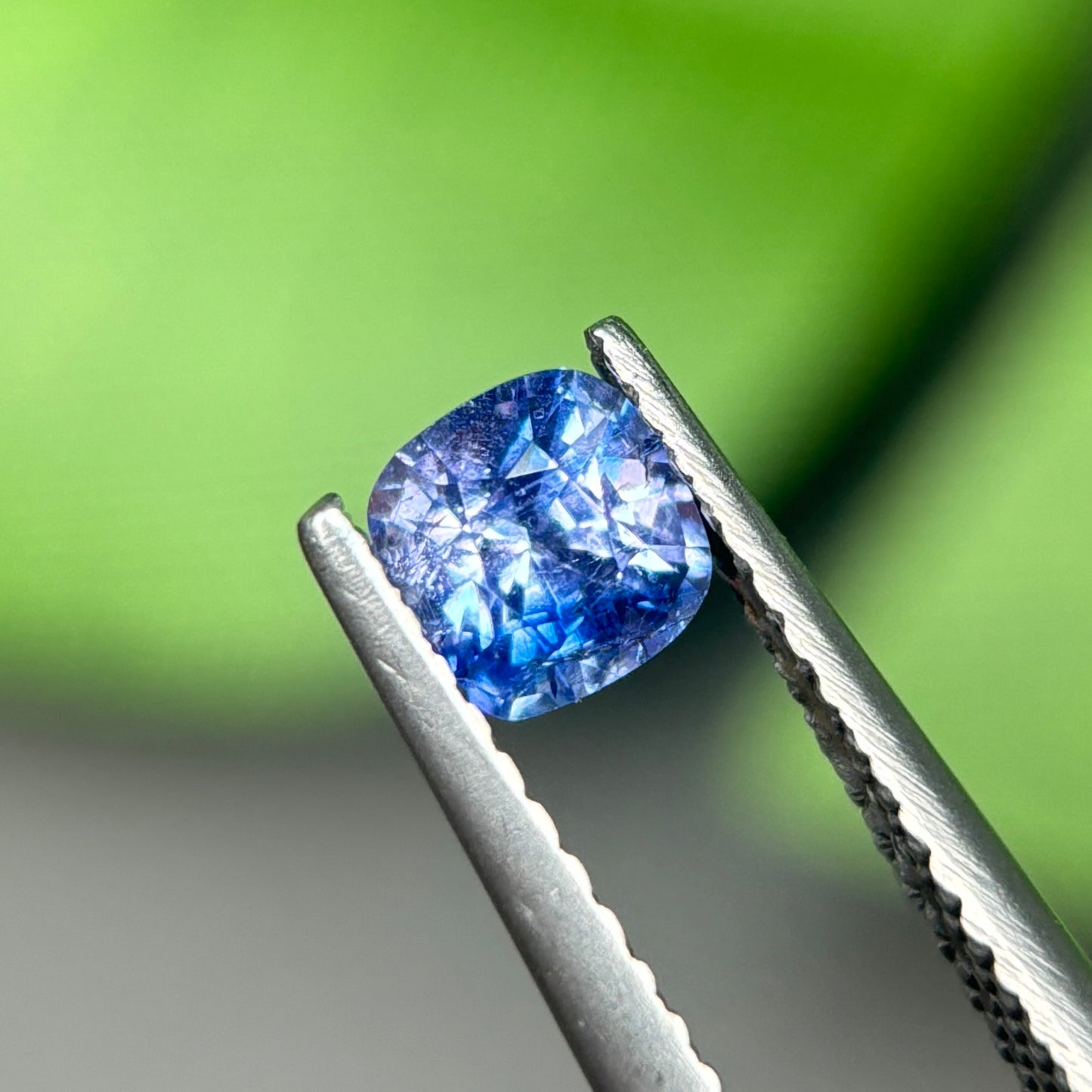 0,65 Natural Blue Sapphire Viet Nam. Cushion Shape. No Treatment Sapphire Luc Yen.