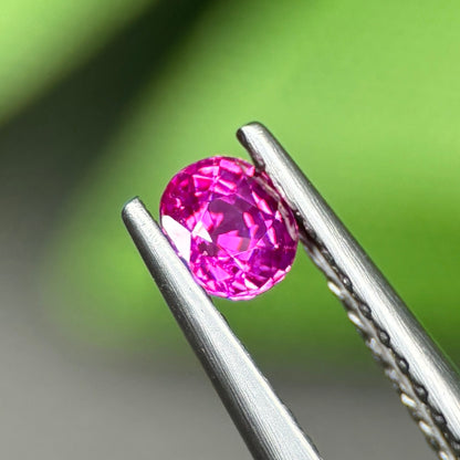 0,29ct Natural Pink Sapphire Viet Nam. Cushion Shape. No Treatment Sapphire Luc Yen.