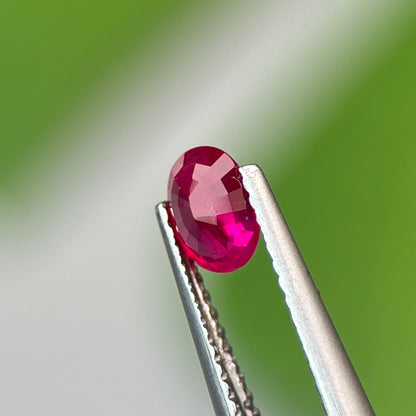0.64 ct Natural Ruby Viet Nam. Oval Shape. No treatment.