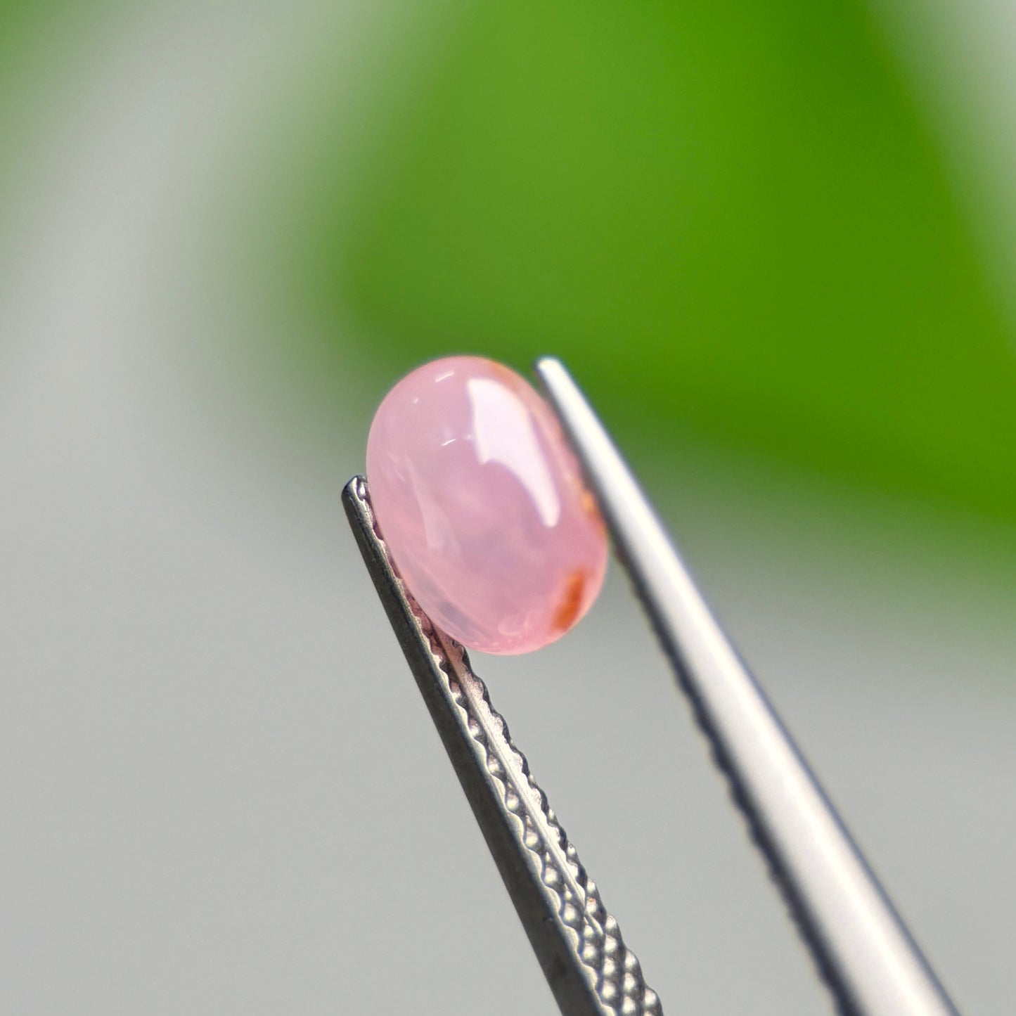 1.01ct Natural Pink Cacbochon Sapphire Viet Nam. No treatment.