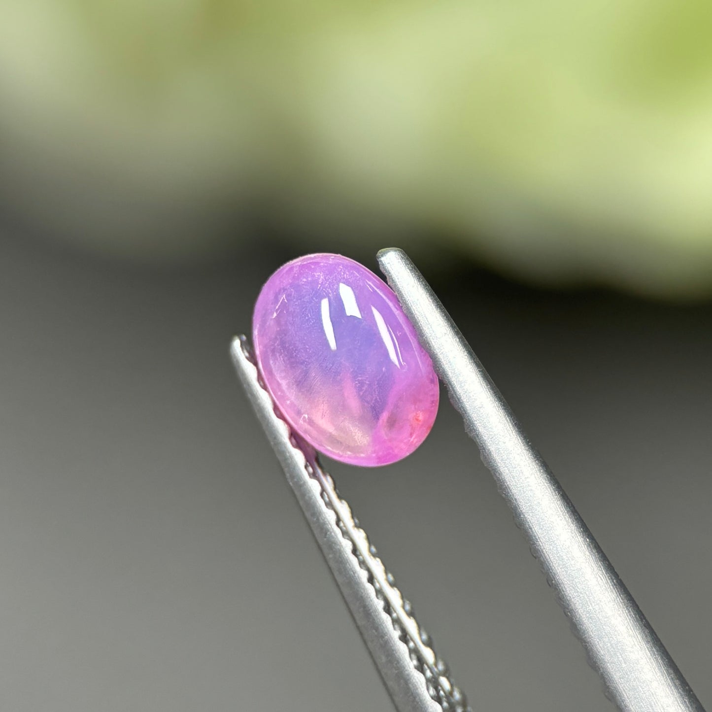 0.72ct Natural Pink Cacbochon Sapphire Viet Nam. No treatment.