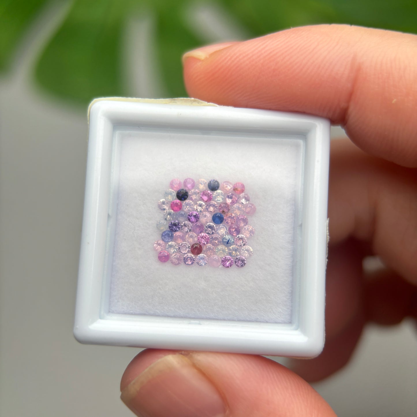 1,0ct/58Pcs Natural Sapphire Vietnam, Round Shape, C2 Quality, No Treatment Sapphire Luc Yen.