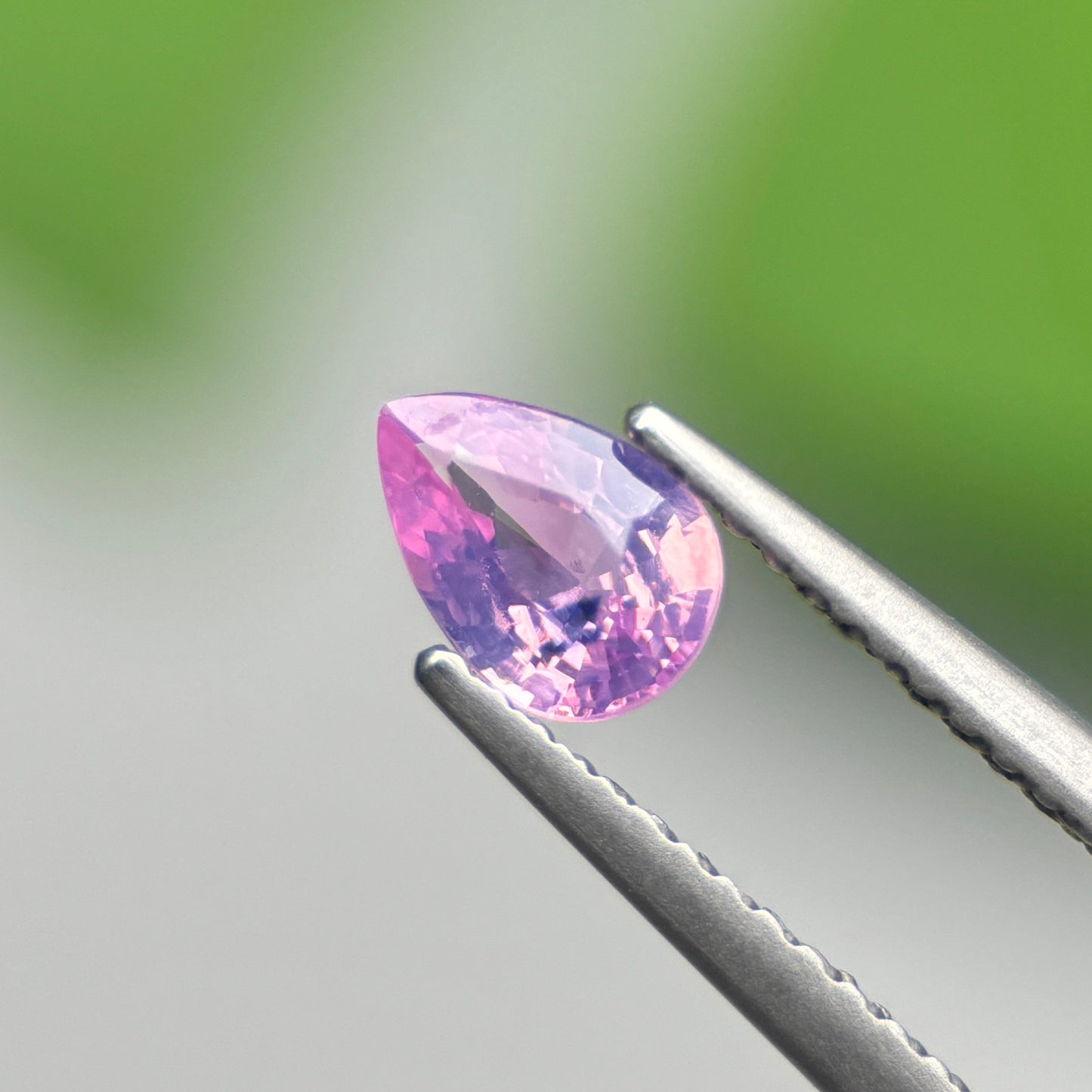 0.60 ct Natural Pink Sapphire Vietnam. Pear Shape.