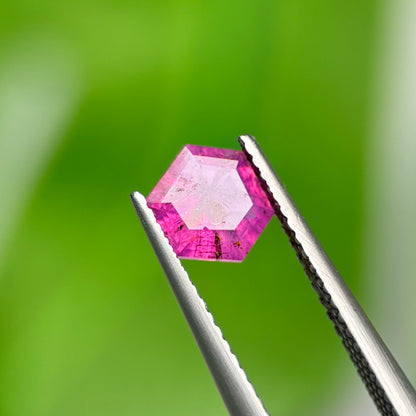 1,16ct Natural Pink Milky Sapphire Vietnam. Freeform. No Treatment Milky Sapphire Luc Yen.