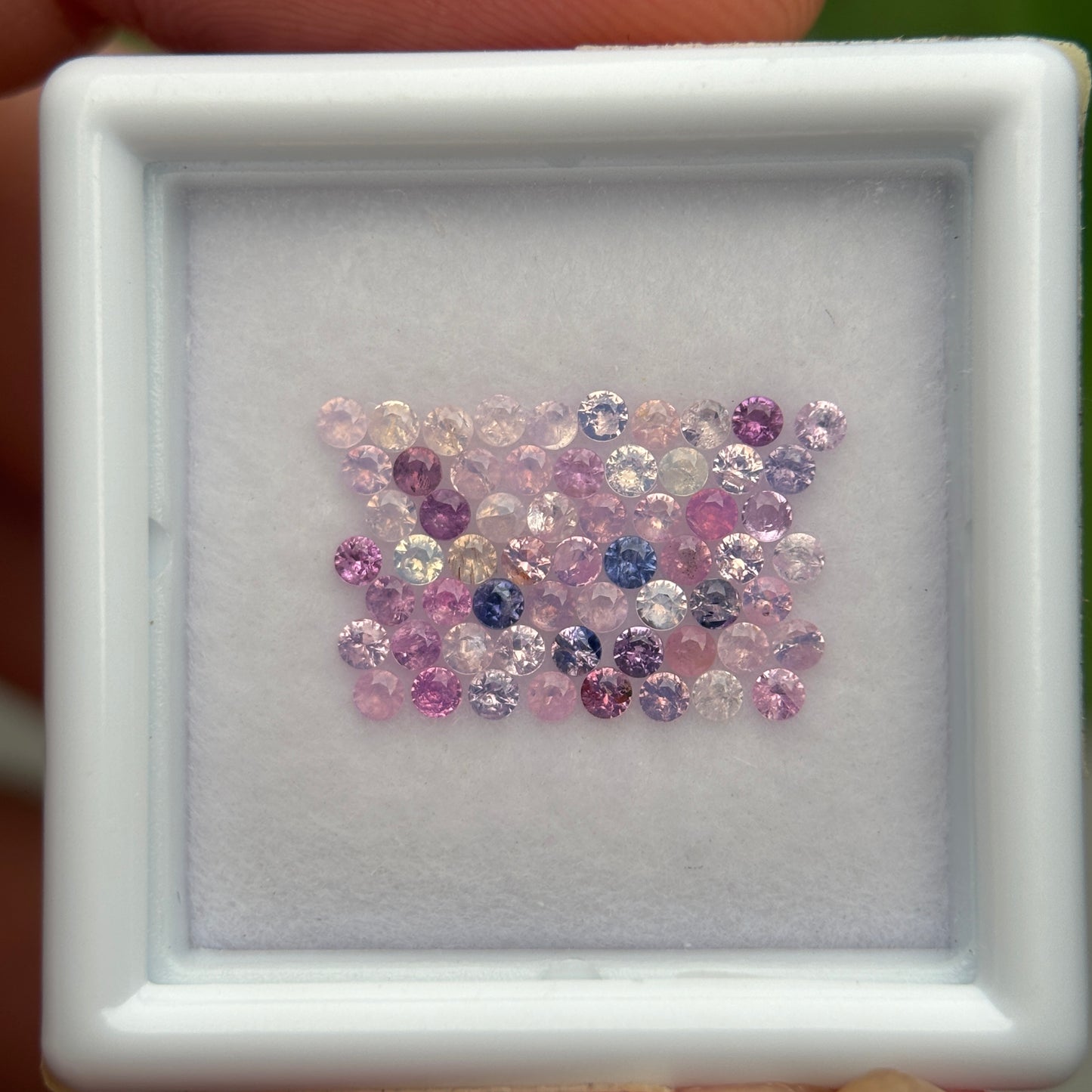 1,08ct/61Pcs Natural Sapphire Vietnam, Round Shape, C2 Quality, No Treament Sapphire Luc Yen.