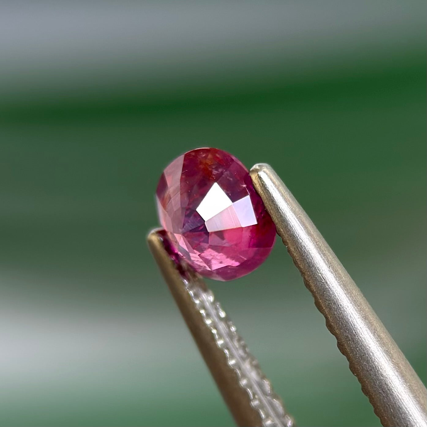 0.59 ct Natural Prurplish Pink Sapphire Vietnam. Cushion Shape. No Treatment.