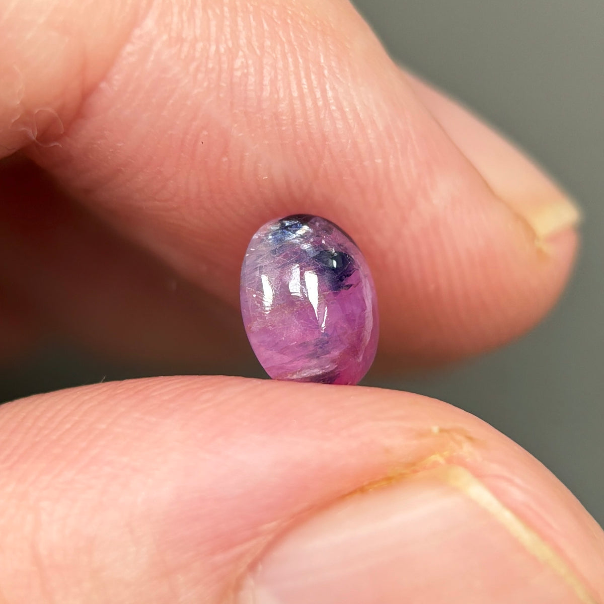 1,71ct Natural Pink Milky Cacbochon Sapphire Viet Nam. No Treatment Sapphire Luc Yen.