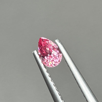 0,45ct Natural Pink Spinel Viet Nam. Pear Shape. No Treatment Spinel Luc Yen.