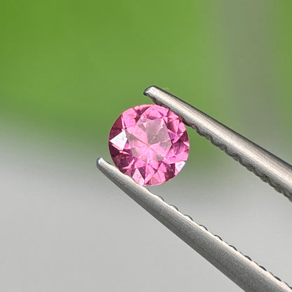 0.25 ct Natural Brownish Pink Spinel Vietnam. Round Shape. No Treatment.
