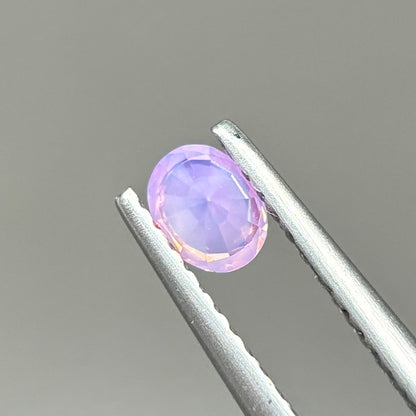 0,36ct Natural Pinkish Purple Milky Sapphire Vietnam. Oval Shape. No Treatment Milky Sapphire Luc Yen.