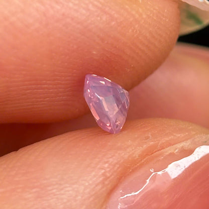 0.49ct Natural Milky Light Purple Sapphire Vietnam