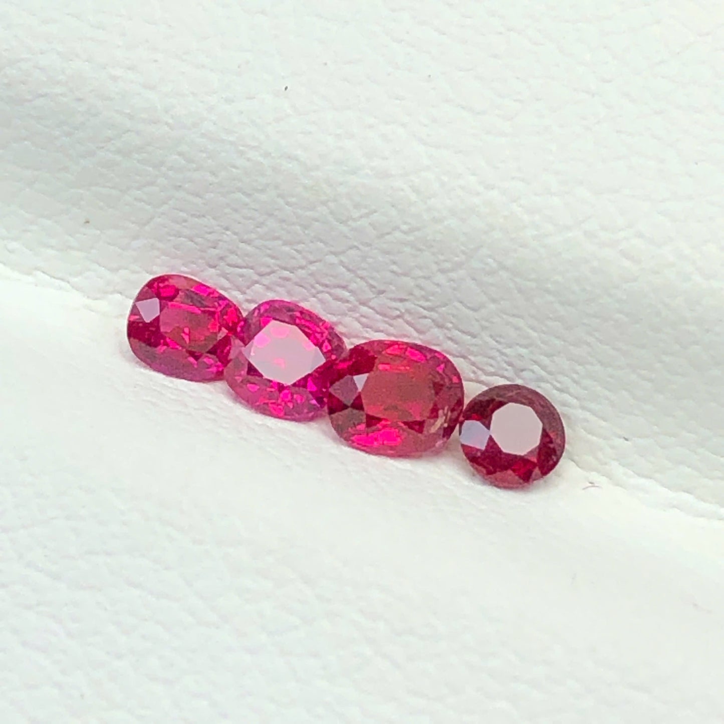 0,55ct/ 4Pcs Natural Ruby Vietnam. Cushion Shape. No Treatment Ruby Luc Yen.