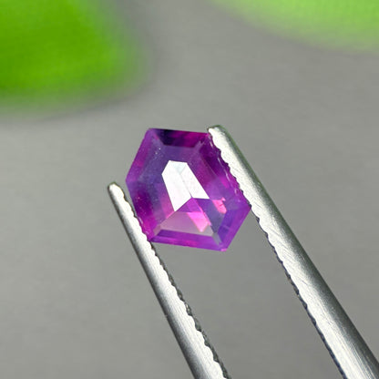 0,71 Natural Purplish Pink Milky Sapphire Vietnam. Freeform. No Treatment Milky Sapphire Luc Yen.