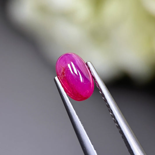 1.34ct Natural Ruby Cacbochon Viet Nam. No treatment Ruby Luc Yen.