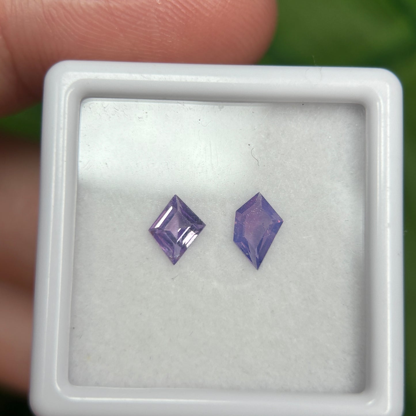 0,68ct/2Pcs Natural Purple Milky Sapphire Vietnam. Freeform. No Treatment Milky Sapphire Luc Yen.