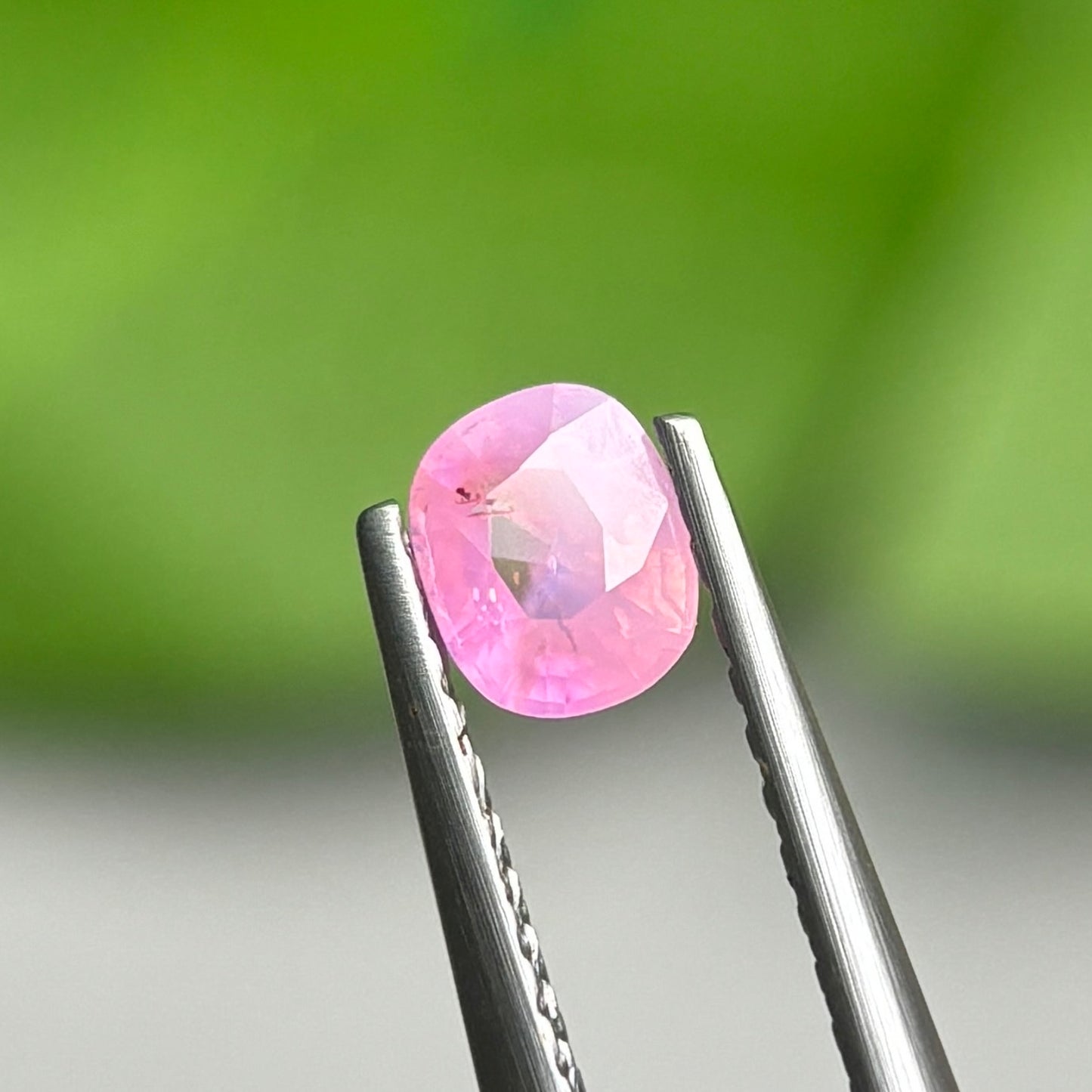 0,39ct Natural Pink Milky Sapphire Vietnam. Cushion Shape. No Treatment Milky Sapphire Luc Yen.