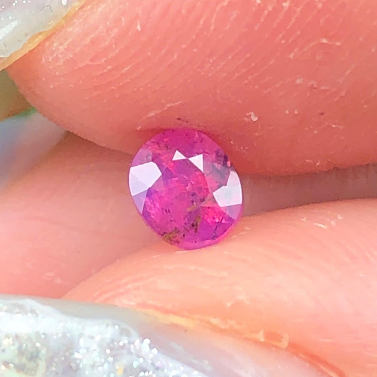 0,36ct Natural Purplish Pink Milky Sapphire Vietnam. Cushion Shape. No Treatment Milky Sapphire Luc Yen.