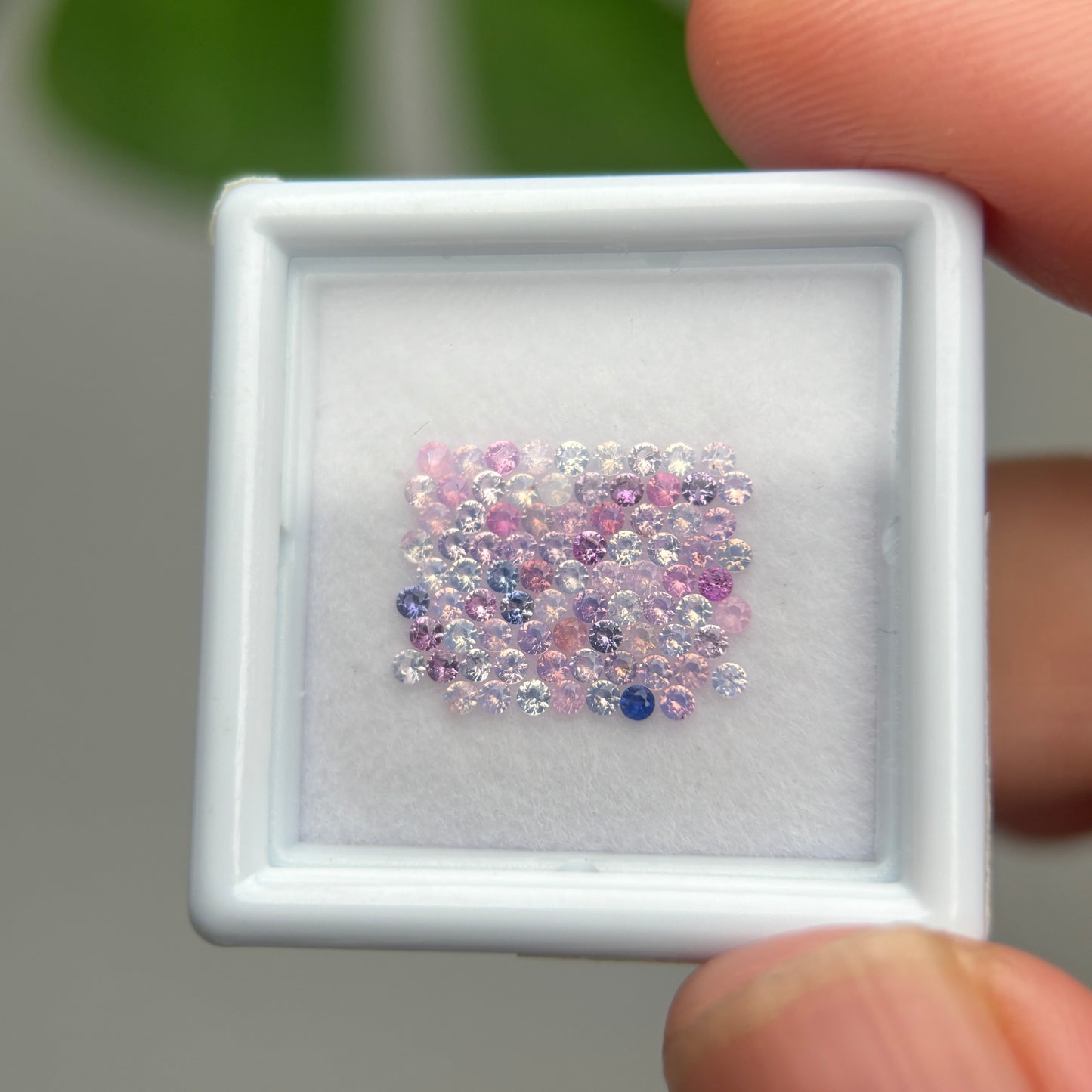 1,0ct/83Pcs Natural Sapphire Vietnam, Round Shape, C1 Quality, No Treatment Sapphire Luc Yen.