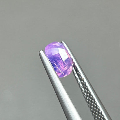 1,0ct Natural Pink Milky Sapphire Vietnam. Cushion Shape. No Treatment Milky Sapphire Luc Yen.