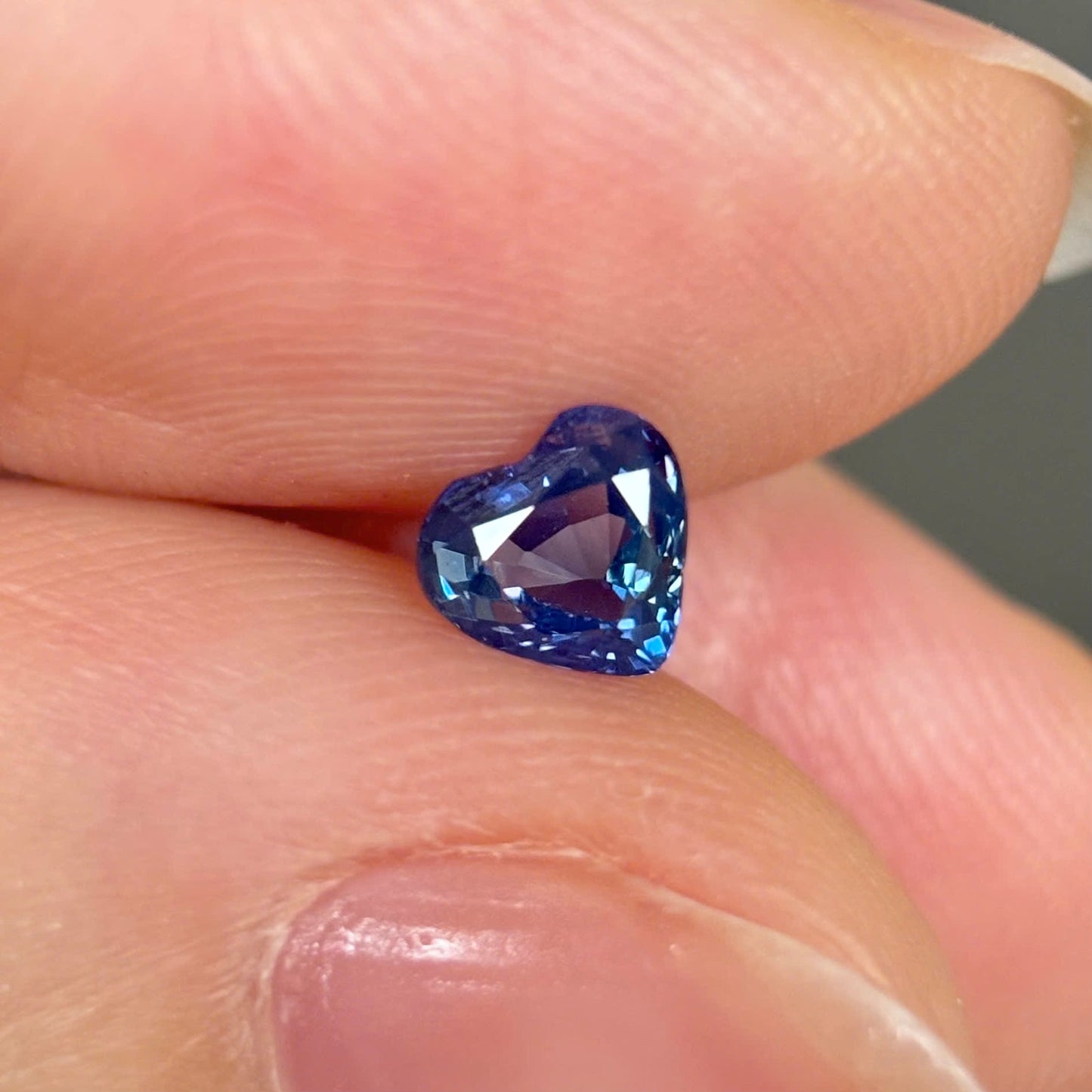 0.65ct Natural Blue Sapphire Vietnam