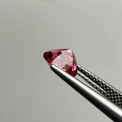 1.50ct Natural Brownish Red Spinel Vietnam. Cushion Shape.