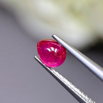 0.76ct Natural Ruby Cacbochon Viet Nam. No treatment Ruby Luc Yen.