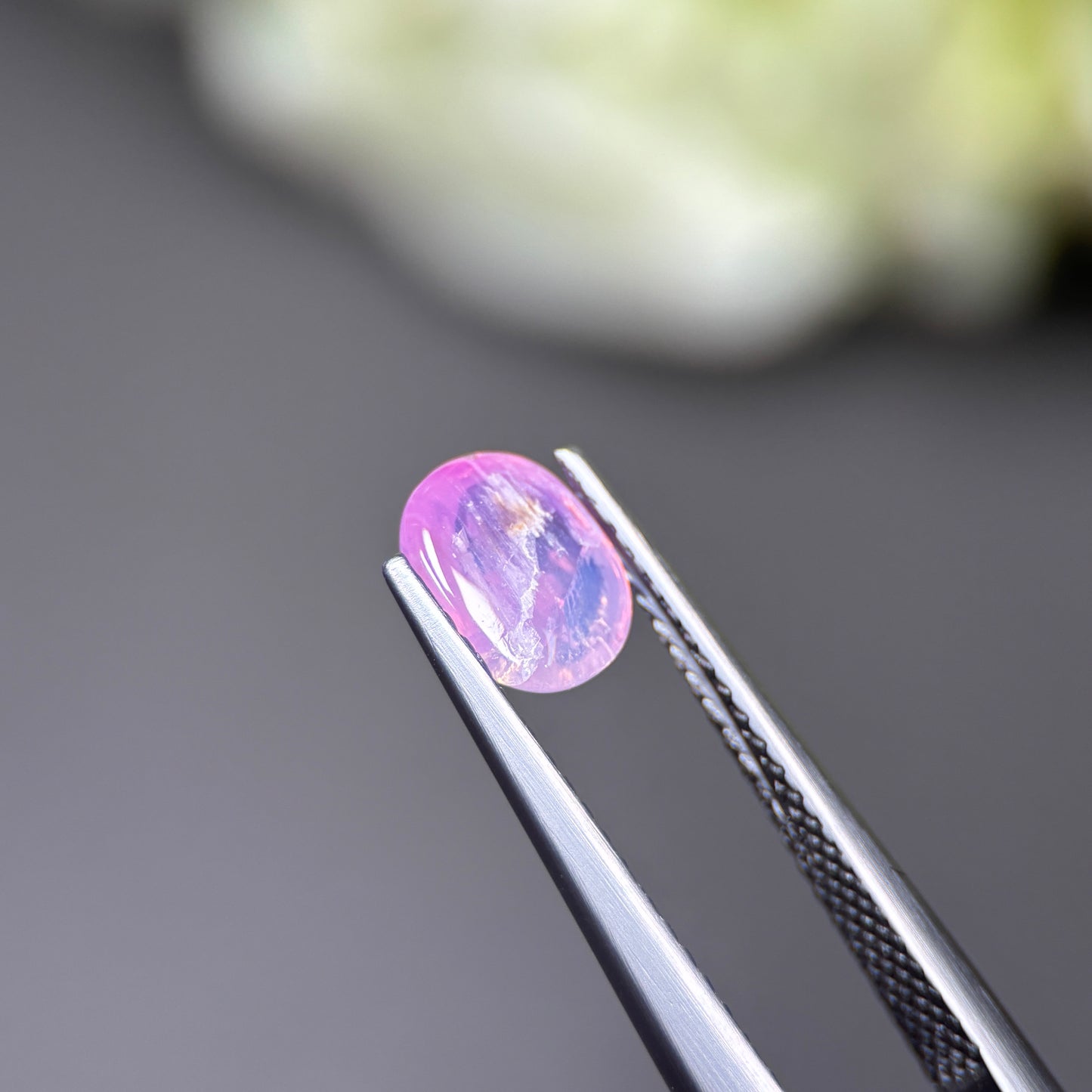 1.50ct Natural Pink Cacbochon Sapphire Viet Nam. No treatment.