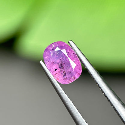 1,05ct Natural Pink Milky Sapphire Vietnam. Cushion Shape. No Treatment Milky Sapphire Luc Yen.