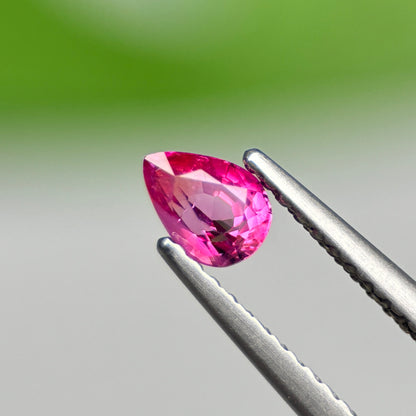0.46 ct Natural Pink Sapphire Vietnam. Pear Shape.