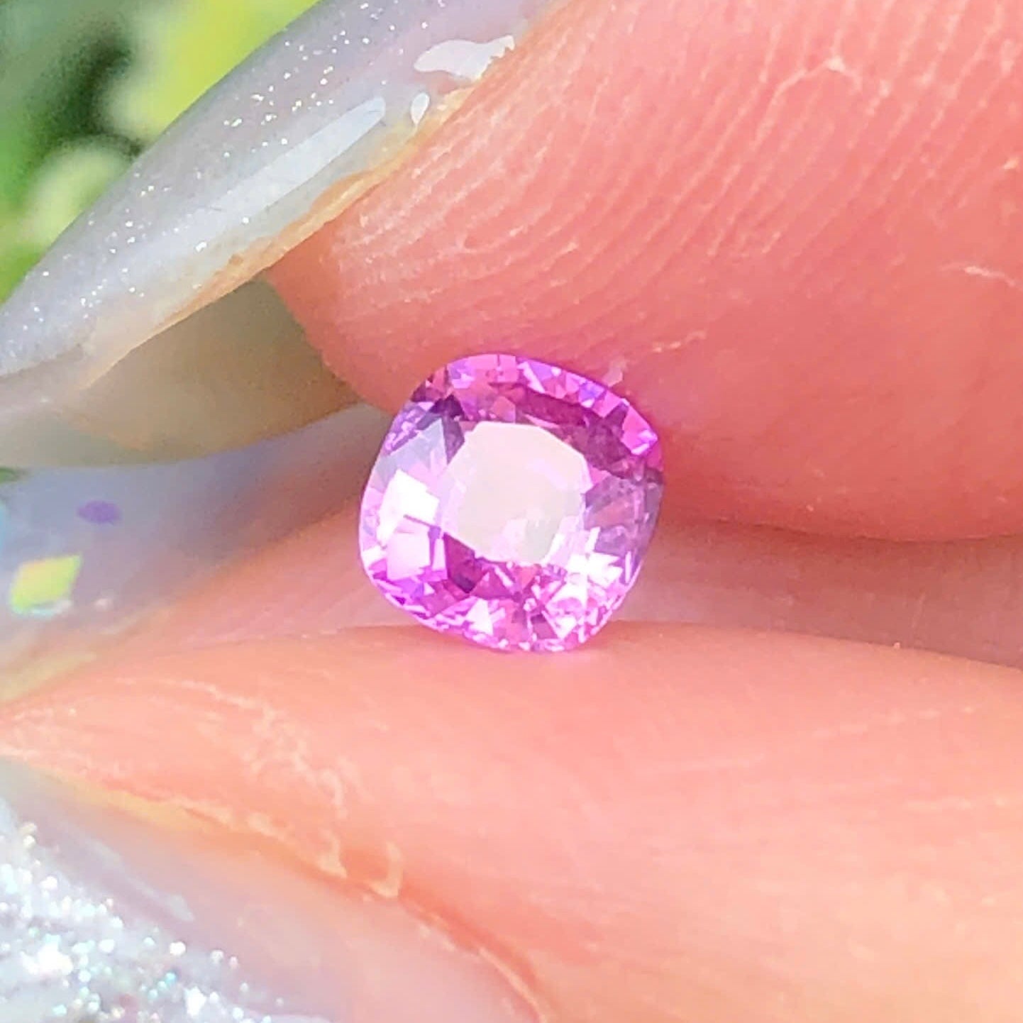 0,35ct Natural Purple Sapphire Vietnam. Cushion Shape. No Treatment Sapphire Luc Yen.