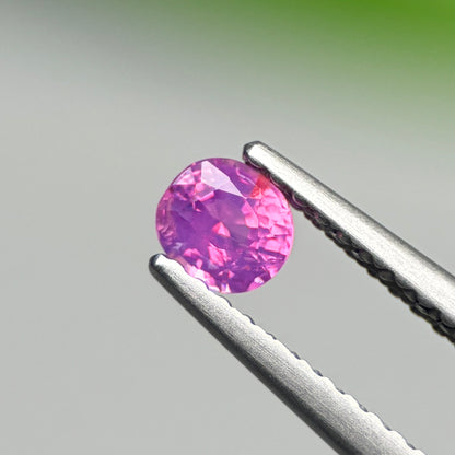 0.32 ct Natural Purplish Pink Sapphire Vietnam. Cushion Shape.