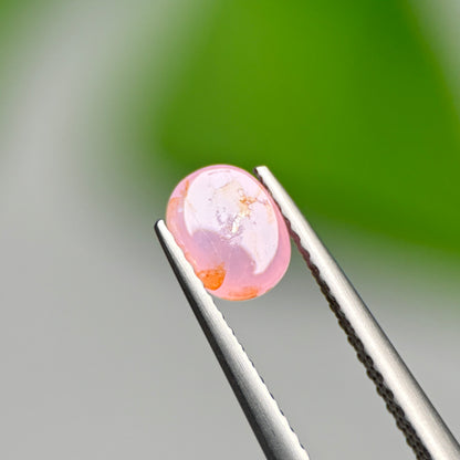 1.01ct Natural Pink Cacbochon Sapphire Viet Nam. No treatment.