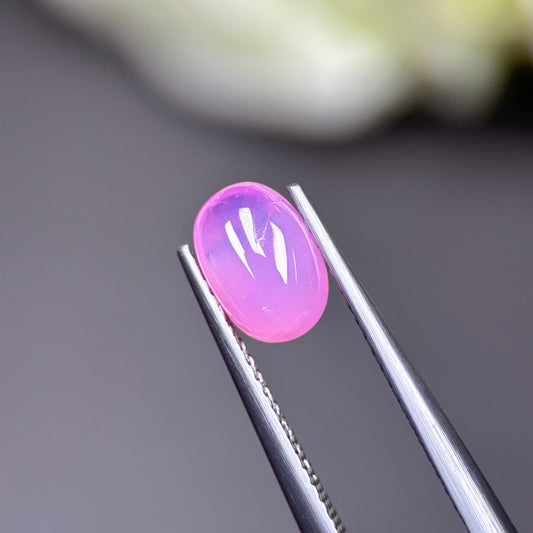 1.70ct Natural Pink Cacbochon Sapphire Viet Nam. No treatment.