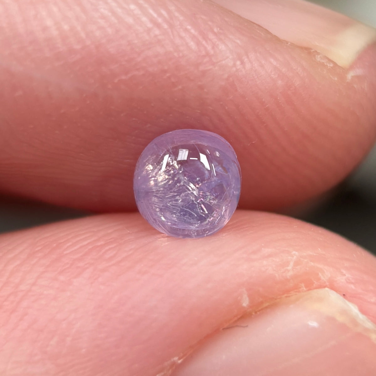 0.67ct Natural Light Purple Cacbochon Sapphire Viet Nam. No Treatment Sapphire Luc Yen.