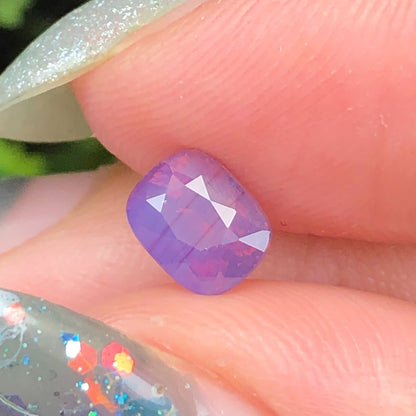 0,96ct Natural Pinkish Purple Milky Sapphire Vietnam. Cushion Shape. No Treatment Milky Sapphire Luc Yen.
