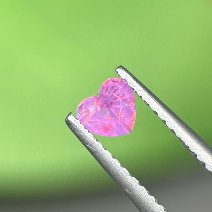 0,34 Natural Pink Milky Sapphire Vietnam. Heart Shape. No Treatment Milky Sapphire Luc Yen.