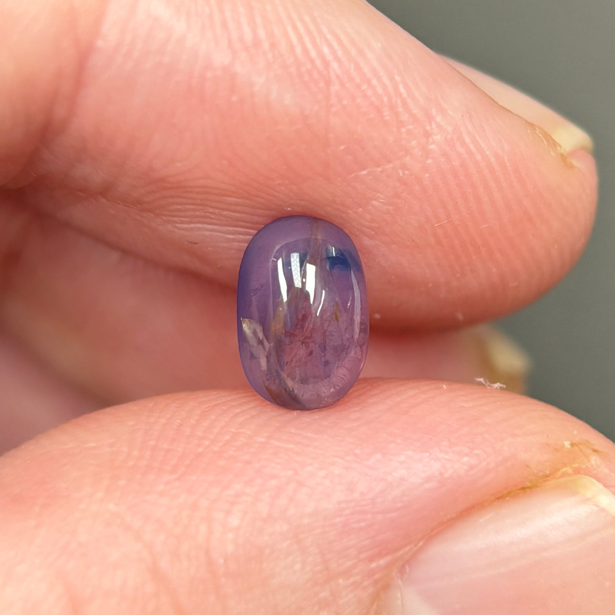 1,23ct Natural Puprple Milky Cacbochon Sapphire Viet Nam. No Treatment Sapphire Luc Yen.