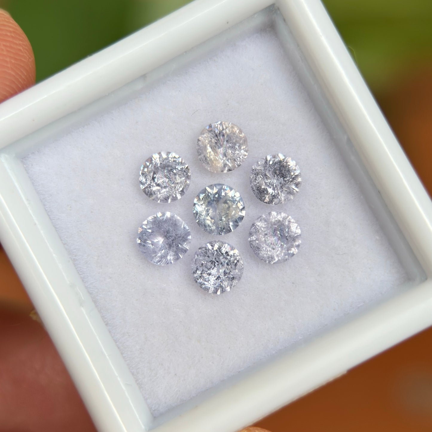 1.99 ct / 7Pcs Natural Spinel Vietnam, Round Shape, No Treament.