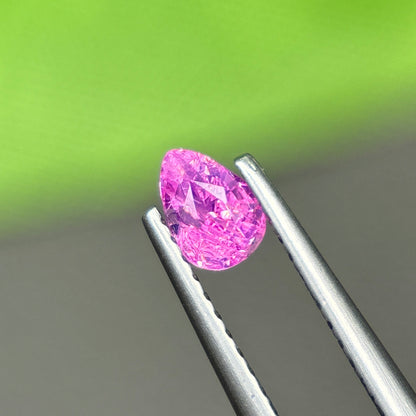 0,43ct Natural Pink Milky Sapphire Vietnam. Pear Shape. No Treatment Milky Sapphire Luc Yen.