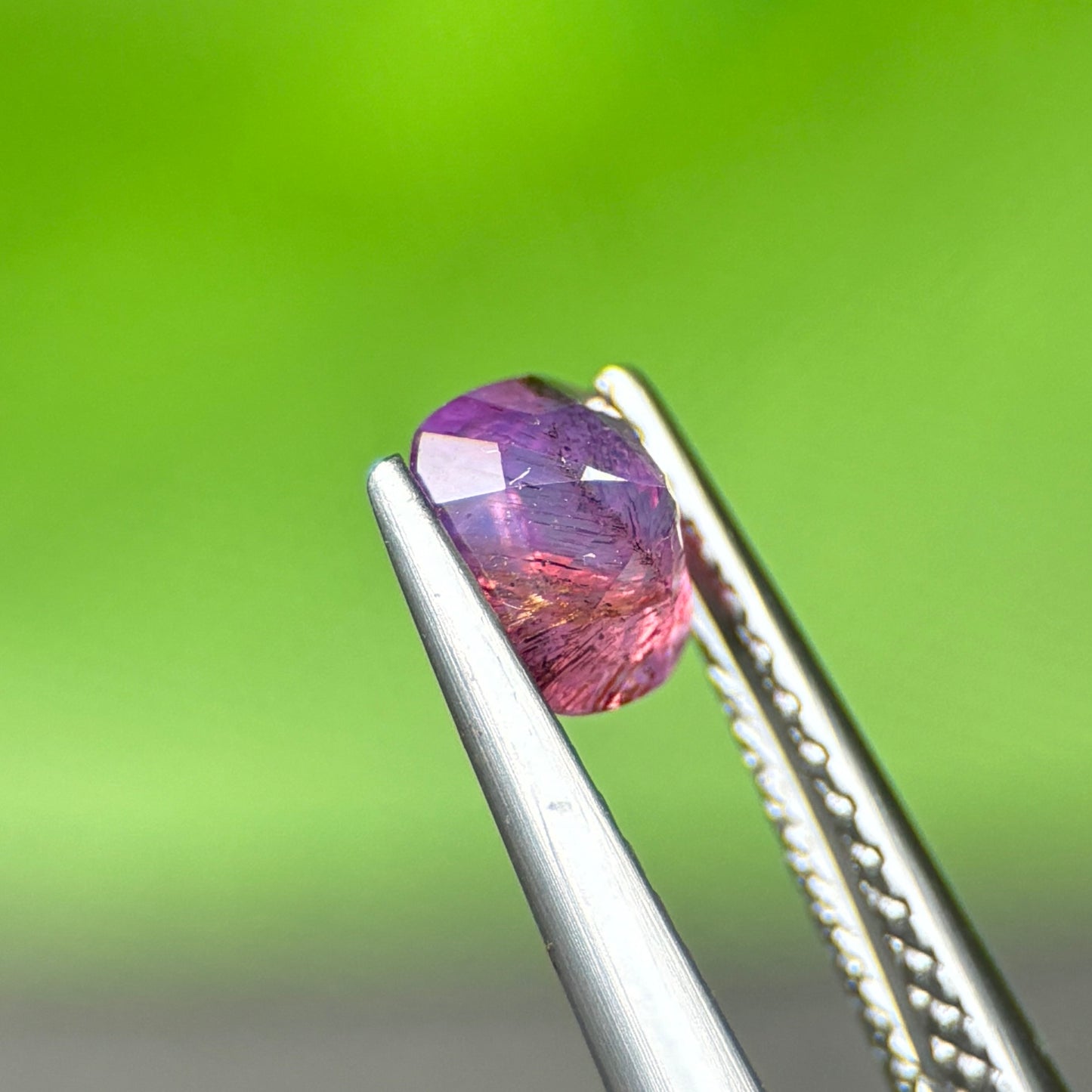 0,68ct Natural Orange Milky Sapphire Vietnam. Cushion Shape. No Treatment Milky Sapphire Luc Yen.